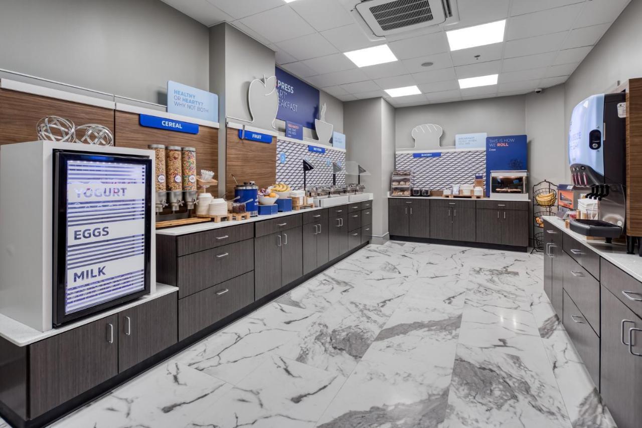 Holiday Inn Express - Kansas City Downtown By Ihg Ngoại thất bức ảnh